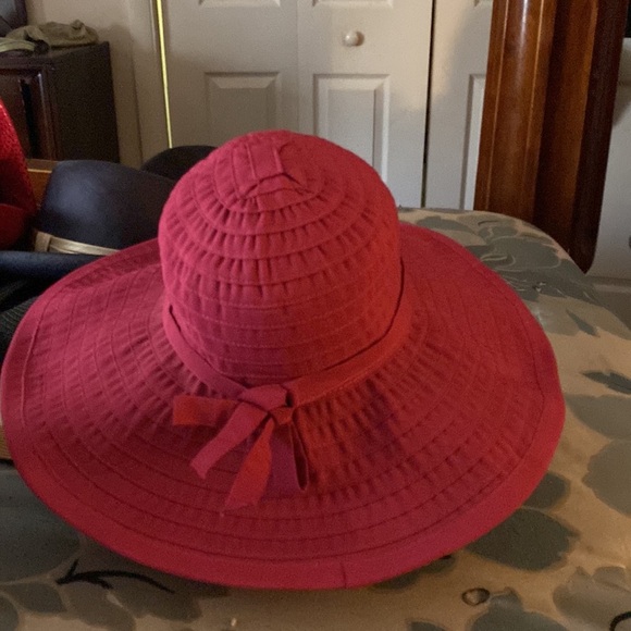 Woman’s hat color like mauve beautiful - Picture 8 of 8